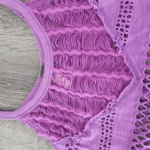 We the Free People Crochet Open Mesh High Low High Neck Tank Top XS - Picture 4 of 7